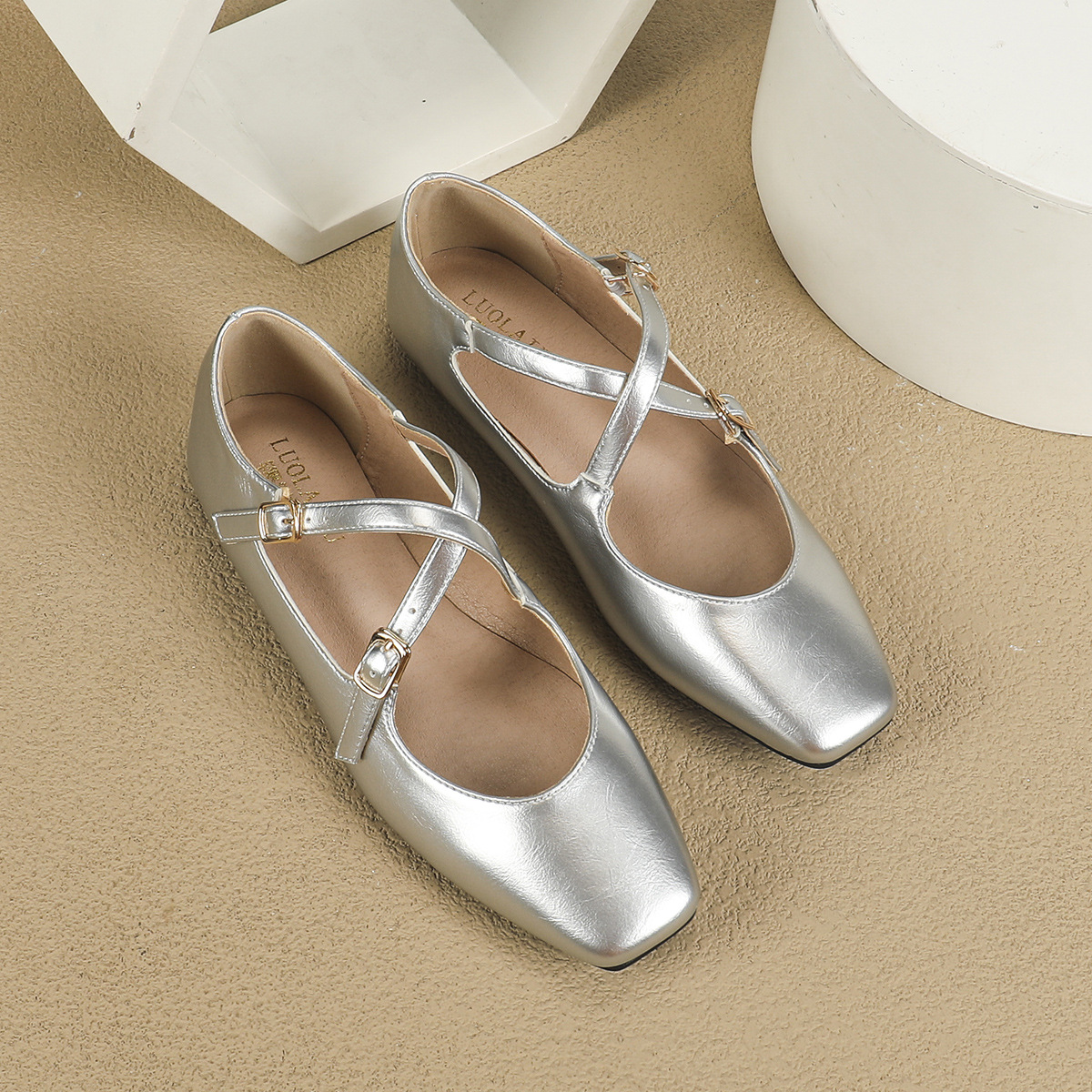 Cross-Border Exclusive Supply of French-Style Women's Shoes, 2026 New Model, Flat Square-Toe Cross-Strap Mary Jane Silver Ballet Shoes