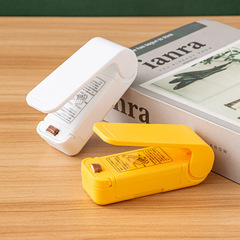 Mini Sealer Small Home Plastic Sealing Machine Snack Moisture-Proof Sealing Gadget Portable Handheld Plastic Bag Sealing Machine