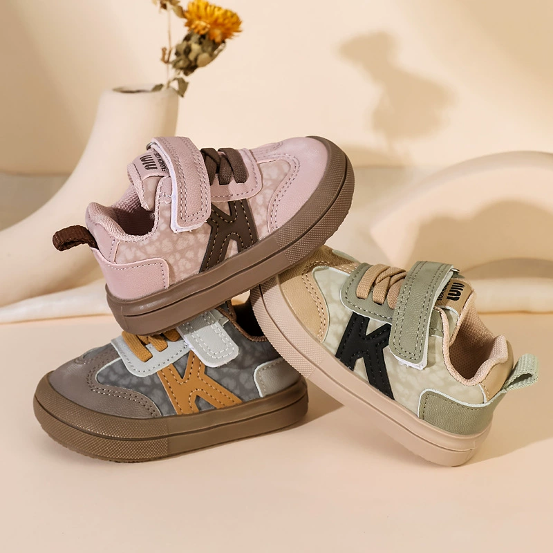 Детская спортивная обувь 2024 весна и осень новый мальчик дикая нескользящая дышащая обувь для девочек мягкая подошва немецкая обувь 2870