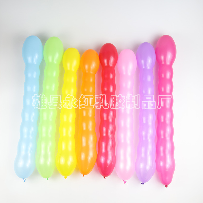 Los fabricantes venden al por mayor pequeños ocho globos de látex en el mercado nocturno, decoran los globos al aire libre, decoran los globos de cumpleaños