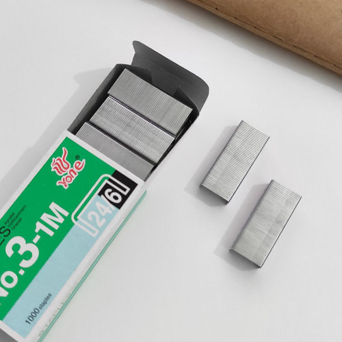 24-6 small universal staples small color box staples 1000 pieces boxed Yongyi No. 12 wholesale