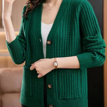 202女式针织衫5秋冬新款外套女士口袋中年妈妈装毛衣开衫宽松大码