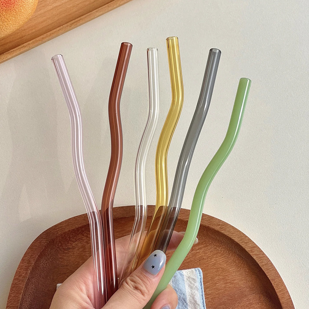 Resistente al calor, alta paja de vidrio corrugado de silicio, paja de vidrio de color para mujeres embarazadas y bebidas de jugo de fruta para niños al por mayor