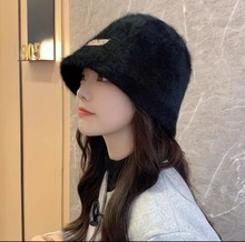 金属小标兔毛水桶帽女秋冬大头围日系时尚保暖纯色素颜百搭盆帽潮