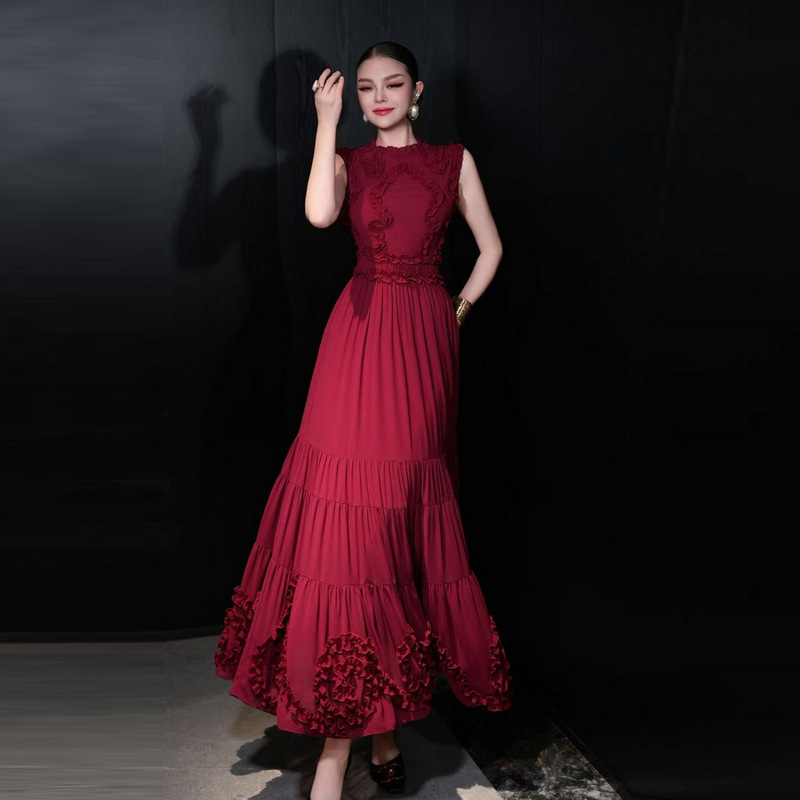 Red French-Style Elegant Sleeveless Long Dress for Women with Multi-Layered Ruffles, Pleated Drape, Large Hem, and Waist-Cinching Design + Black