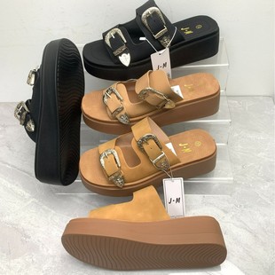 ���ٿێ�һ�����OӋ����ŮƤ�����¿��ļ��r���⴩����ɸ���ЬŮ