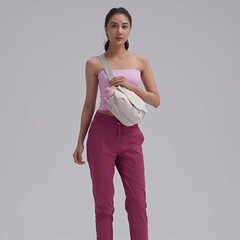 lulu磁吸包运动斜挎包女2025新款健身骑行腰包尼龙饺子包单肩挎包