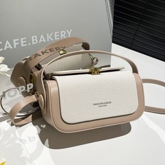 2025 新しいハイエンドの軽い高級ハンドヘルドボックスバッグ女性のクロスボーダーファッション多用途ショルダークロスボディバッグ