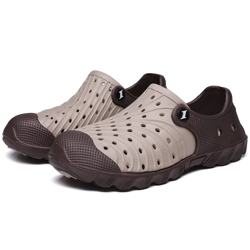 Sandalias Baotou transfronterizas nuevos zapatos casuales al aire libre ligeros y transpirables de verano para hombres, zapatos de playa, zapatos huecos, hombres