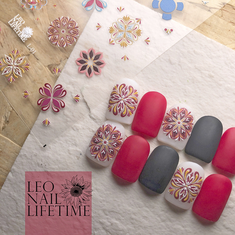 Pegatinas de uñas japonesas en línea explosión 2021 nuevo encaje relieve bohemia totem retro decoración de alta gama