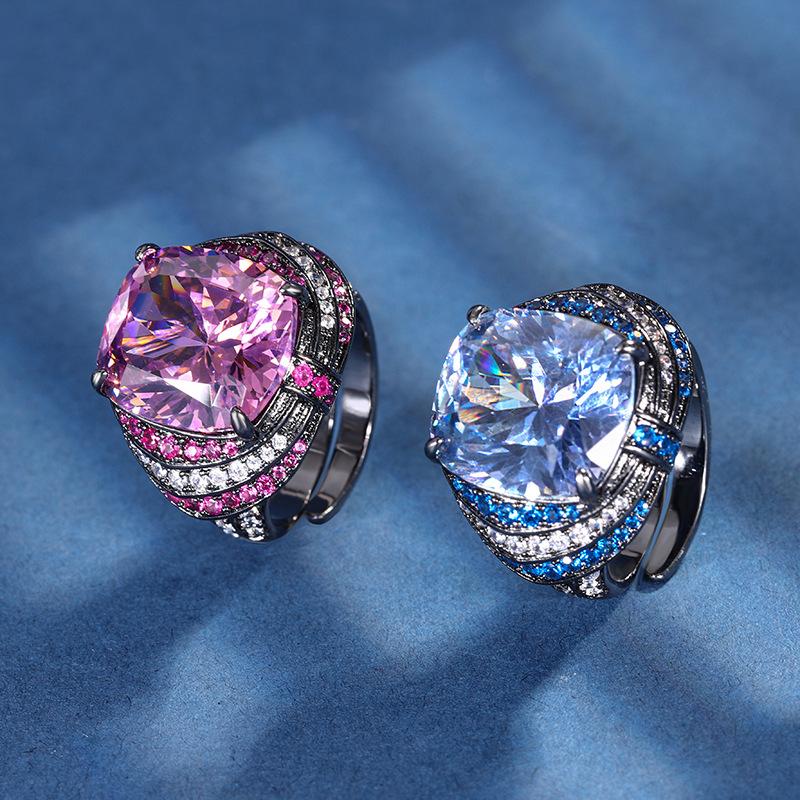 2024 nueva joyería Zhuang Shengsheng, fondo de cobre chapado en oro, tesoro de color de simulación, corindón, grasa, rectangular, anillo 14*16, punto femenino