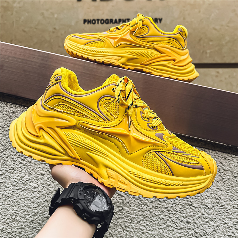 Primavera nueva moda de zapatos de hombre de moda ins suela gruesa zapatos deportivos de nicho coreano zapatos de red de altura