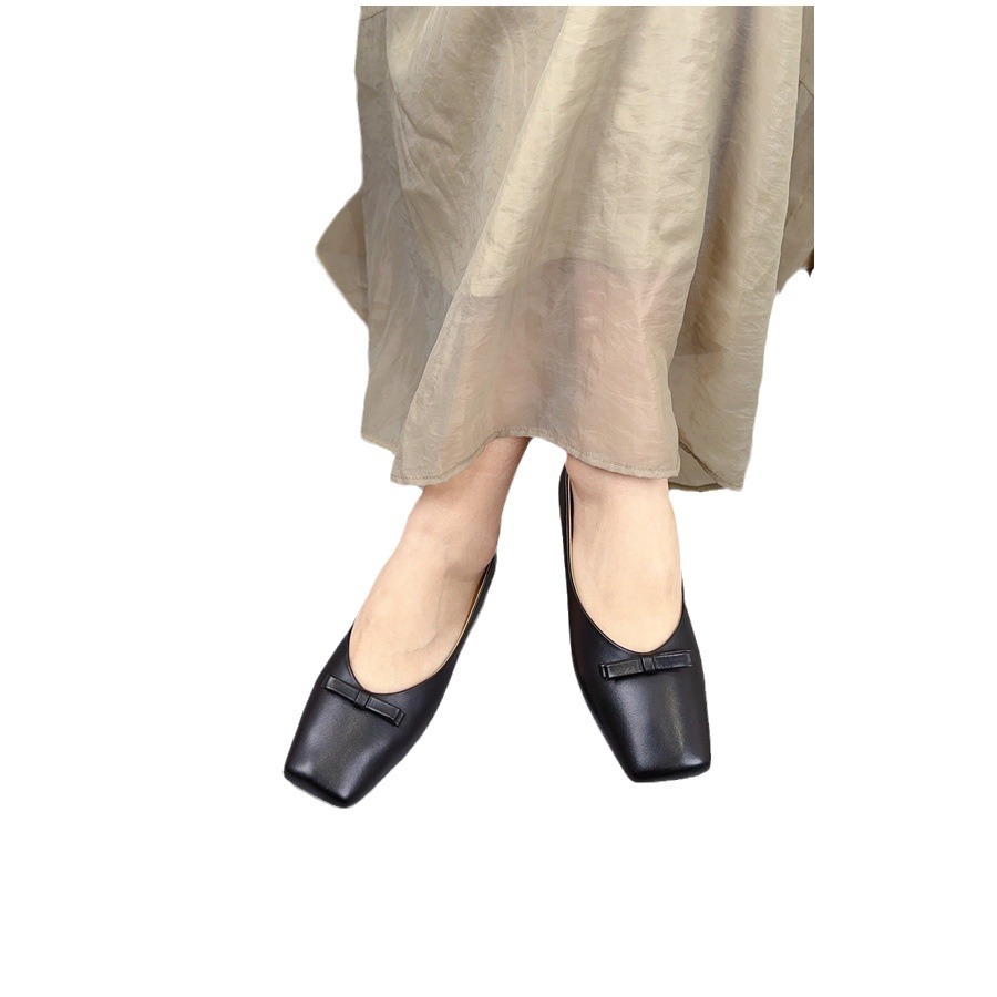Small design shoes square toe low-cut flat