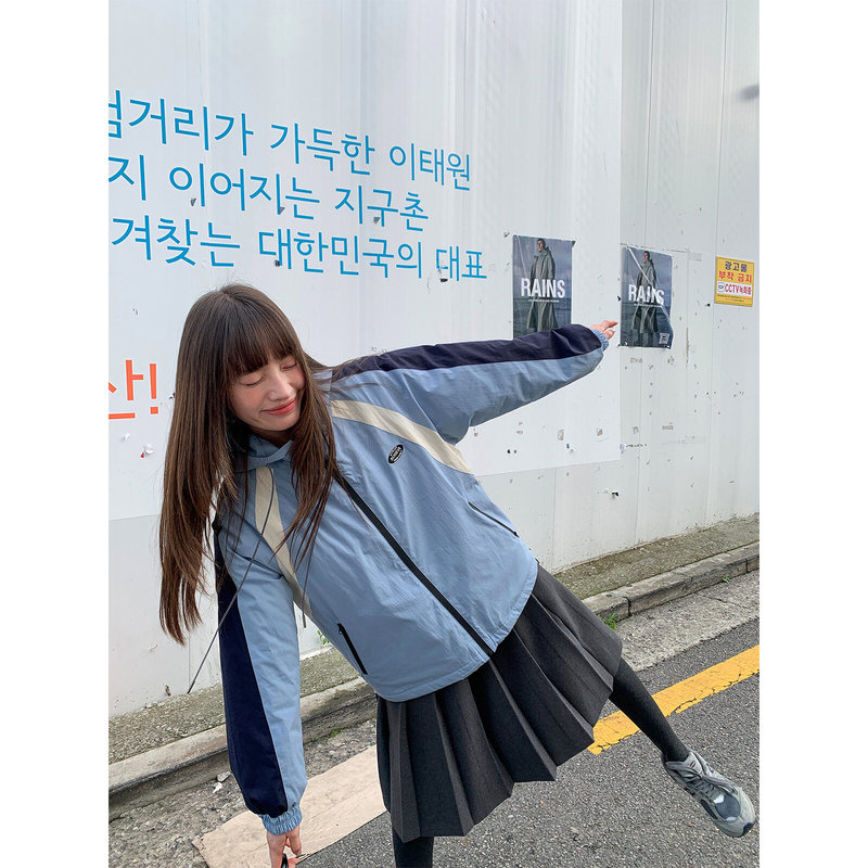 Outdoor Style Color-Blocked Hooded Quilted Jacket for Women, New Spring and Autumn Stylish Versatile Casual Jacket Top