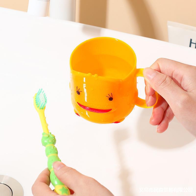 C小黄鸭儿童杯漱口牙缸牙刷杯 家用可爱防摔水杯卡通刷牙洗漱杯子|ru