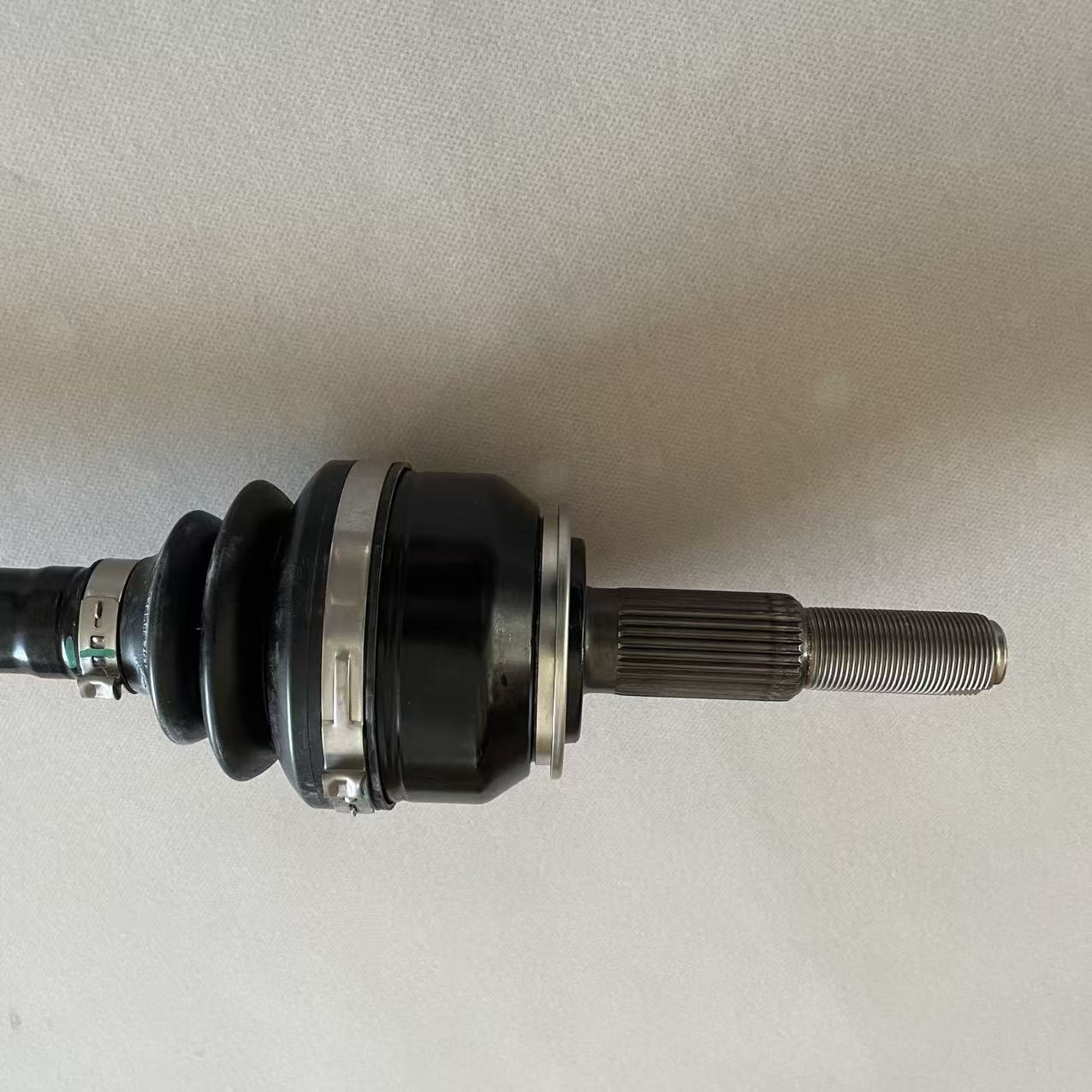 Suitable for Leapmotor C01, C10, C11 half-axle assembly, left and right drive shafts, new energy vehicle parts, universal joint