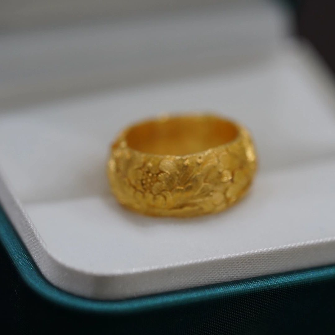 Vintage Gold Peony Flower Ring For Women Elegant Statement Jewelry_voghion.com