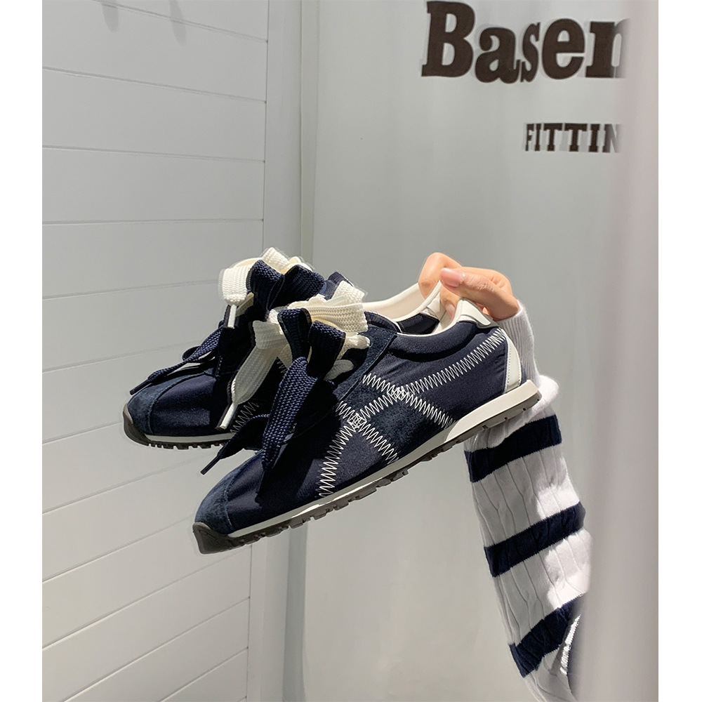 Versión de cuero de vaca ~ Su Yan Yan con cordón de zapato Duanyang, zapatos deportivos casuales de altura baja, zapatos de ballet de entrenamiento de mujeres