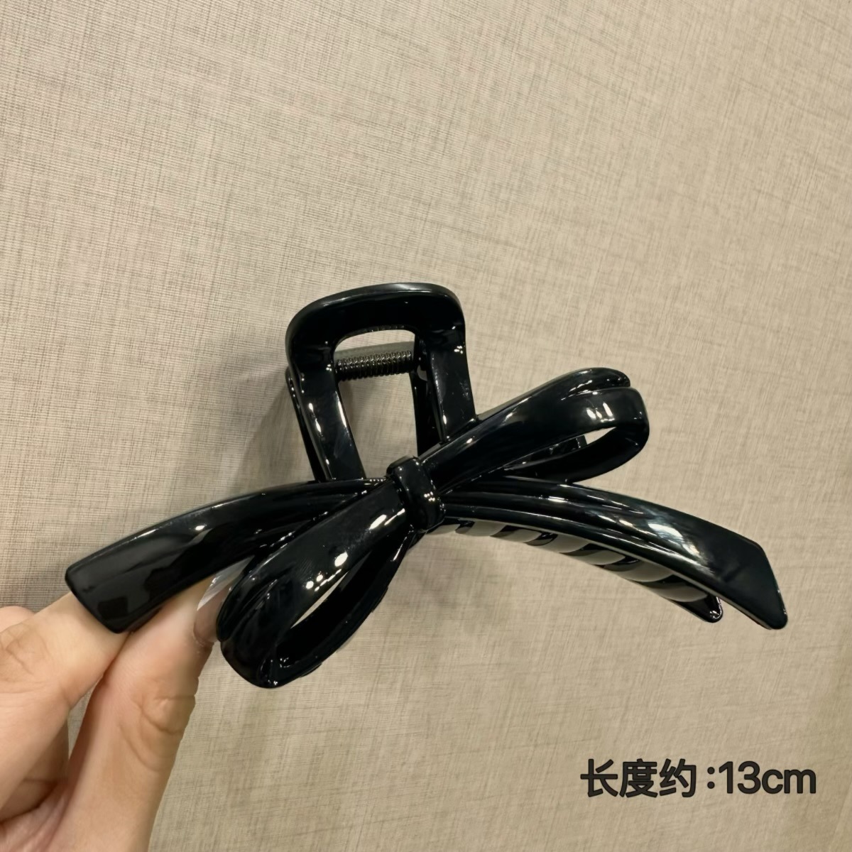 Bow bright black-13cm