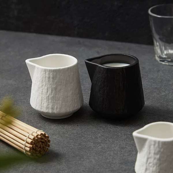 High-Quality Ceramic Small Milk Jug, Home-Use Coffee Latte Art Cup, Espresso Extraction Cup, Exquisite Milk Pitcher, Milk Cup