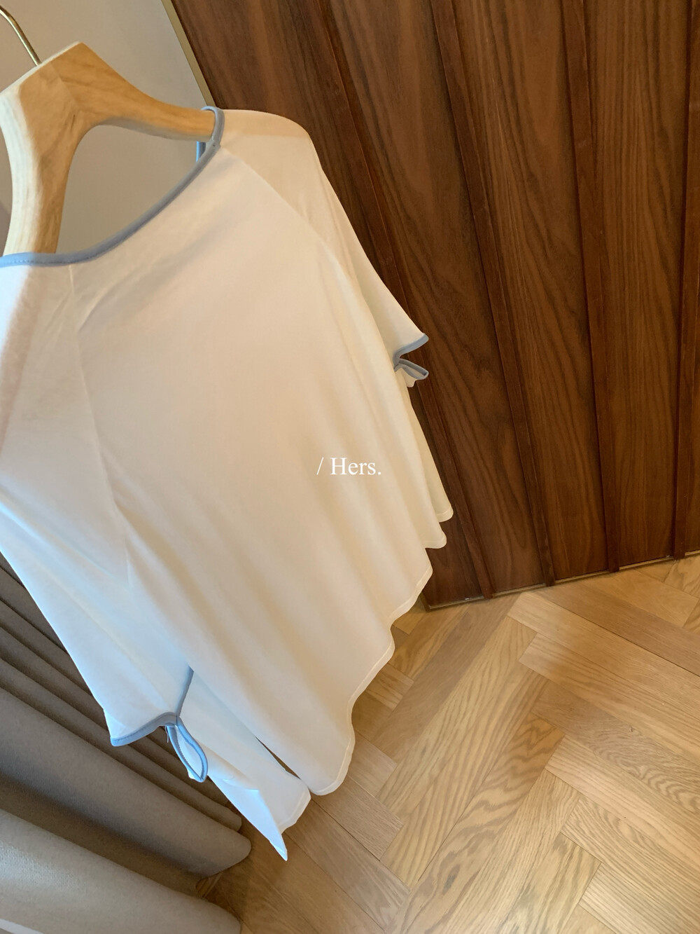 Áo thun nữ tay dài in họa tiết hoạt hình, chất liệu mỏng nhẹ, form rộng thoải mái — Xám tím, màu trắng chi tiết 29