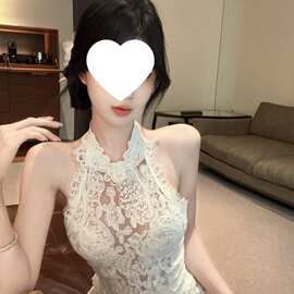 微透重工挂脖蕾丝钩花背心纯欲甜辣露背感修身显瘦单穿上衣潮
