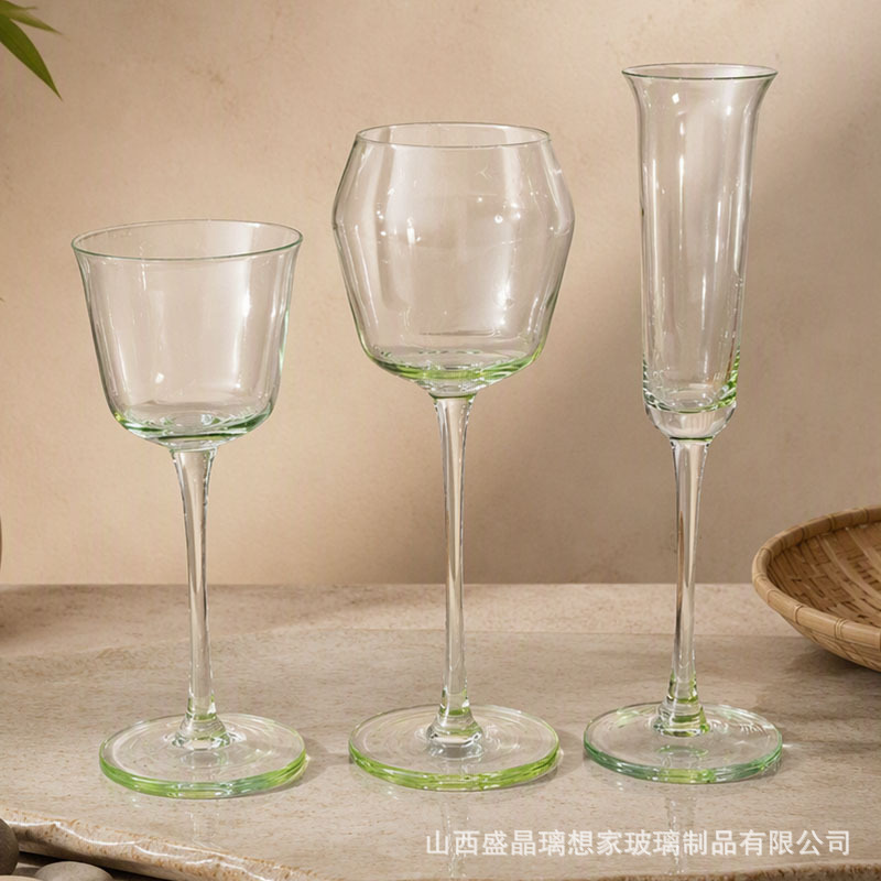 Design green atmospheric champagne glass