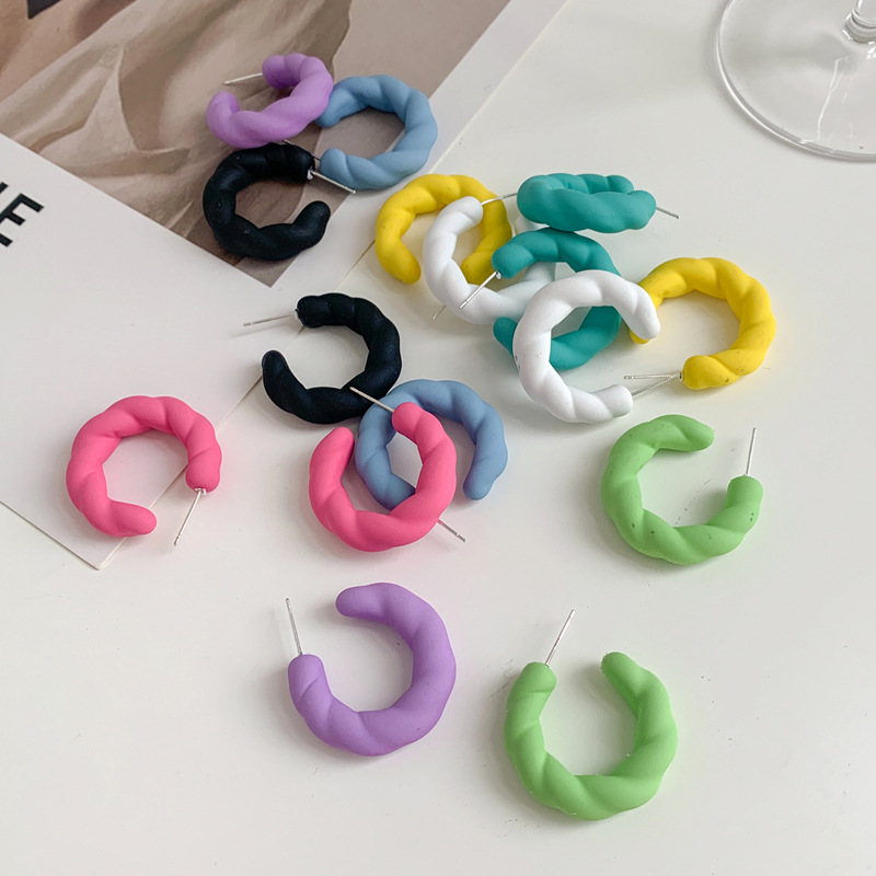 18g Weight 1 Pair Sweet Solid Color Spray Paint Arylic Ear Studs