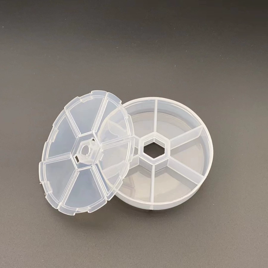 Small transparent plastic detachable storage system, accessory with beads, box, clips included, 6 cells