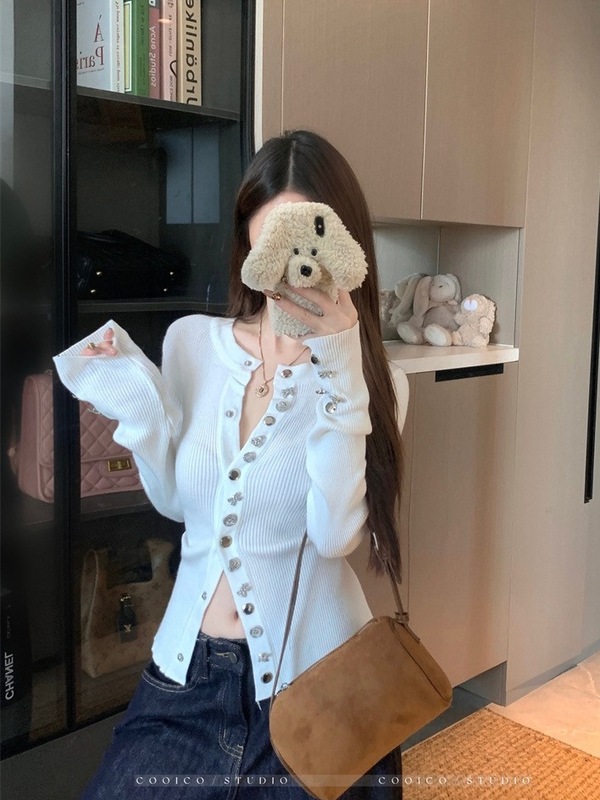 白色重工扣子圆领针织开衫女秋季修身长袖毛衣外套设计感气质上衣|undefined