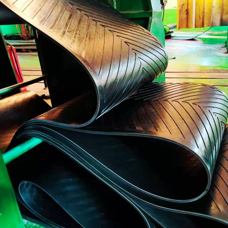 昌鑫牌  大倾角环形  橡胶输送带 花纹输送带 耐冲击聚酯输送带