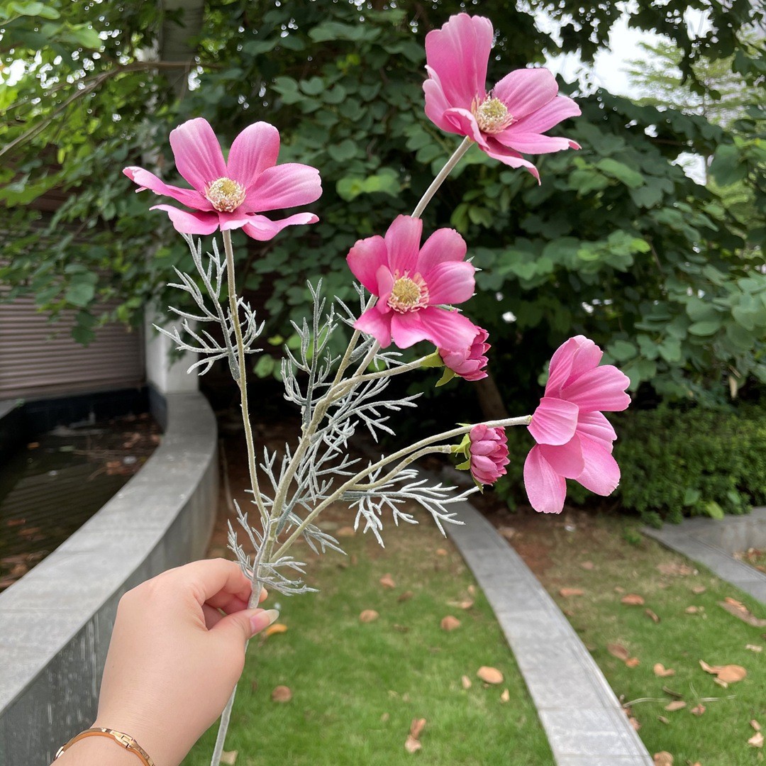 Simulación del Día de San Valentín rosa fabricante 3 sola rama multi-cabeza rosa decoración de la boda flor falsa al por mayor