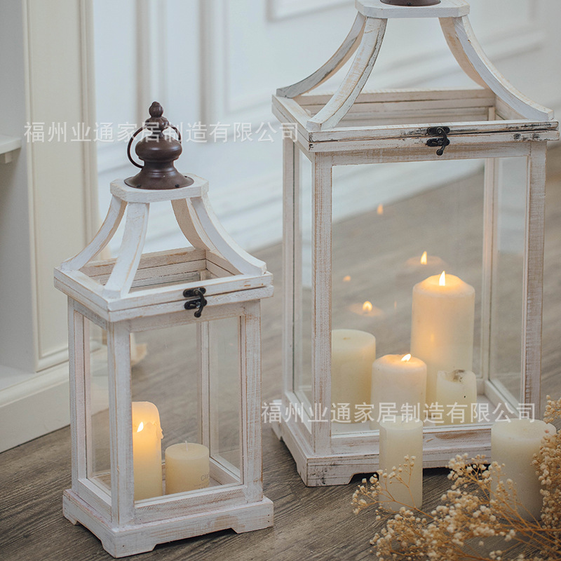 Usted puede vivir lámparas de viento de estilo americano retro hacer viejos vidrios de madera de hierro forjado a prueba de viento candelabros jardín tienda decoración de ventanas