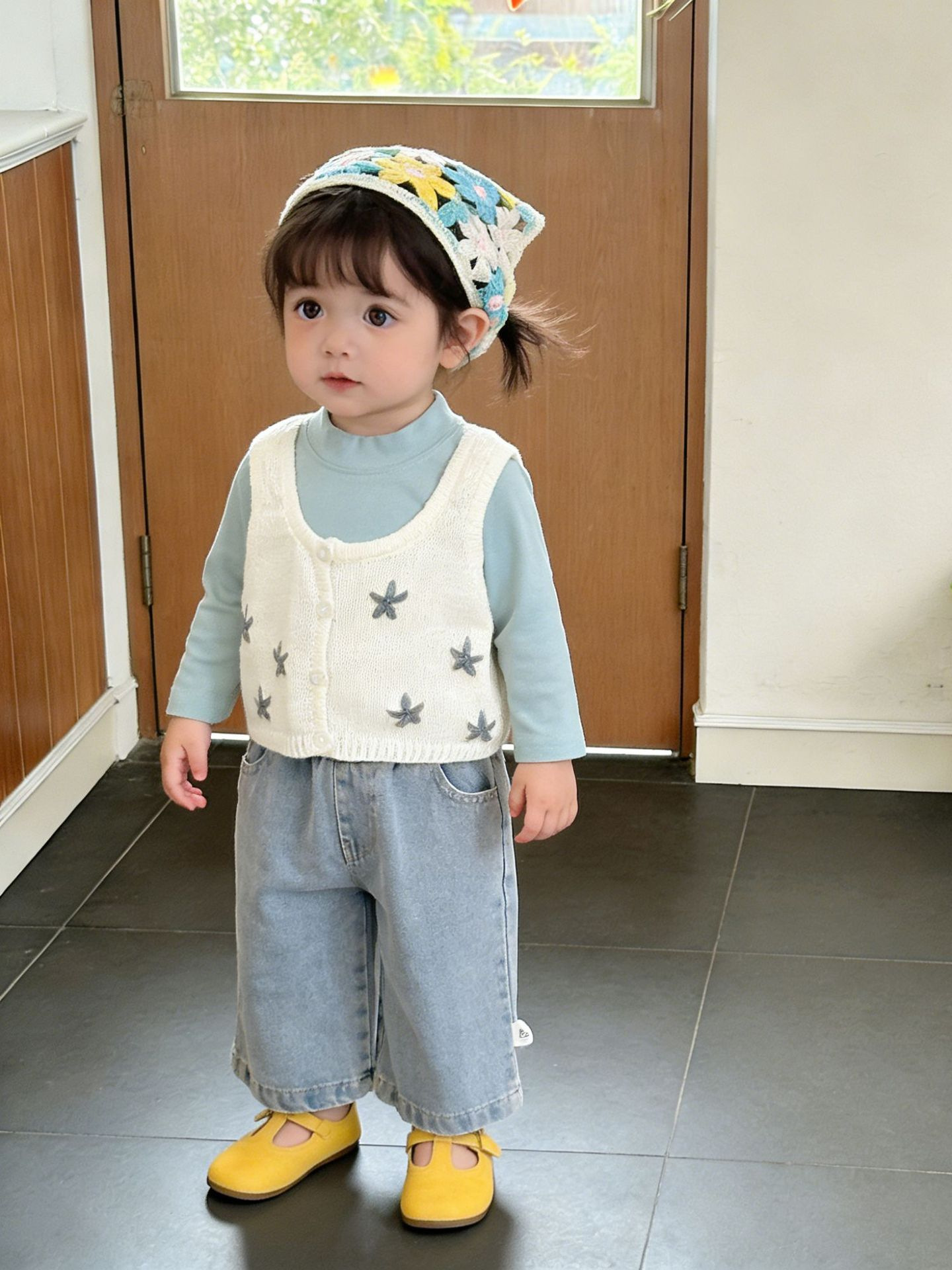 Ropa de primavera de niñas coreana dulce chaleco de punto de flor nueva ropa de bebé plegable con chaleco de vestir exterior