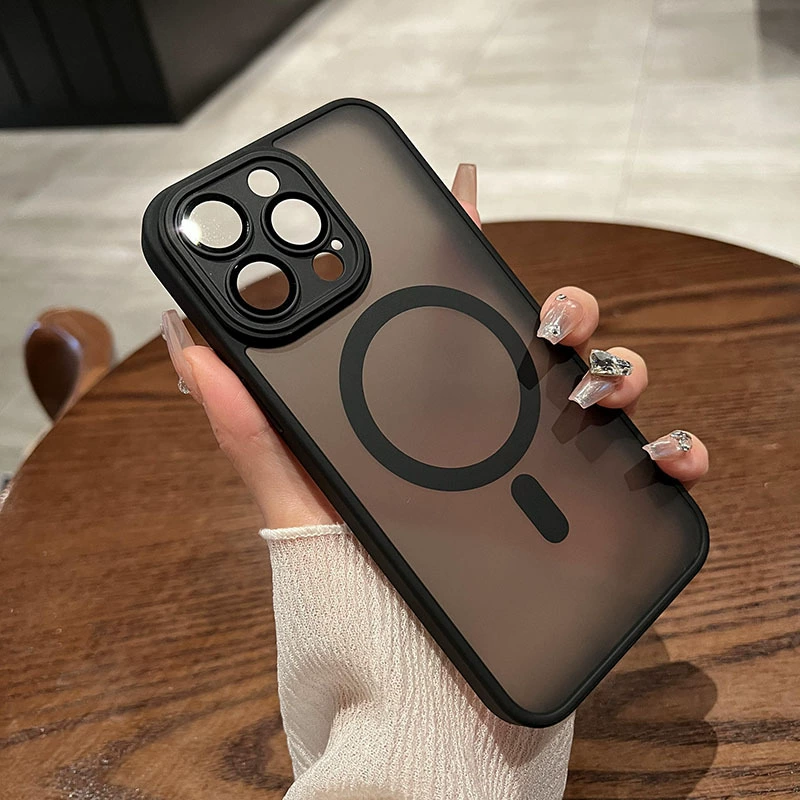 เคสโทรศัพท์ (Apple iPhone 17) พื้นผิวด้านเรียบแบบแมตต์ รองรับ MagSafe กันกระแทก