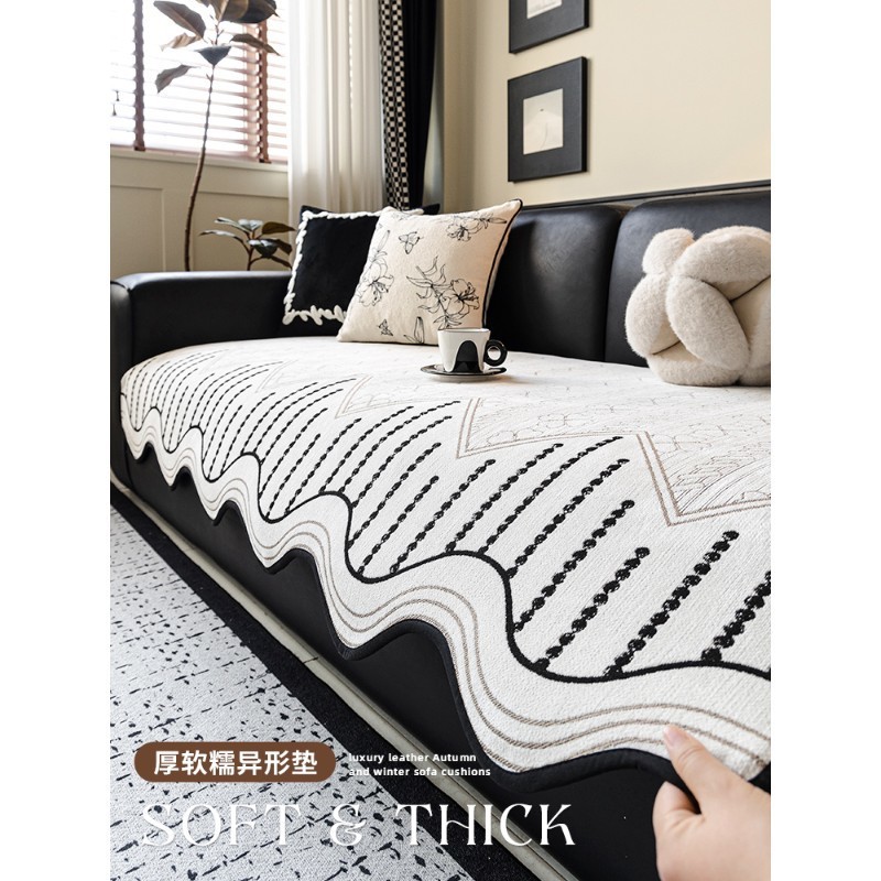 高级感皮沙发垫四季通用2025新款固定防滑直排坐垫子轻奢盖布套罩