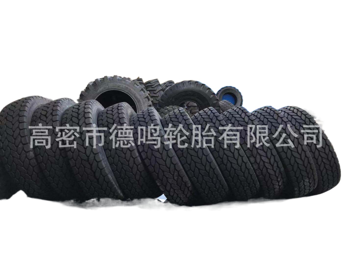 En stock suministro de ingeniería grúa neumático 385/95R 25 445/95R25 1400/1600R25