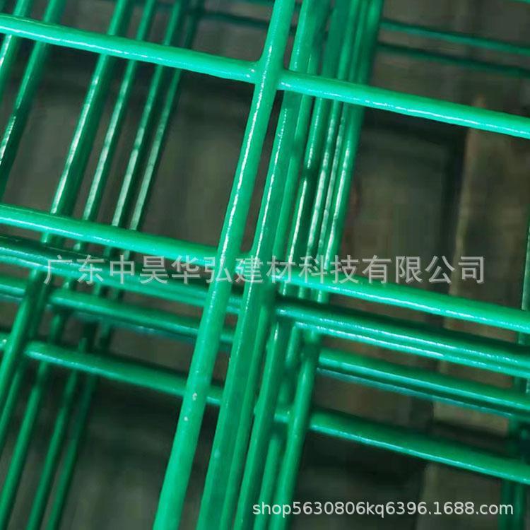 双边丝护栏网铁丝网围栏工地围挡钢丝网铁丝网围栏山地隔离圈山地