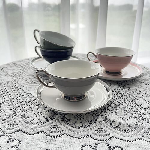 Elegant, Mid-Century Coffee Cup Set with High-Quality Ceramic Cups and Saucers—Stylish British-Style Mugs Perfect for a Delicate Afternoon Tea Experience for Women