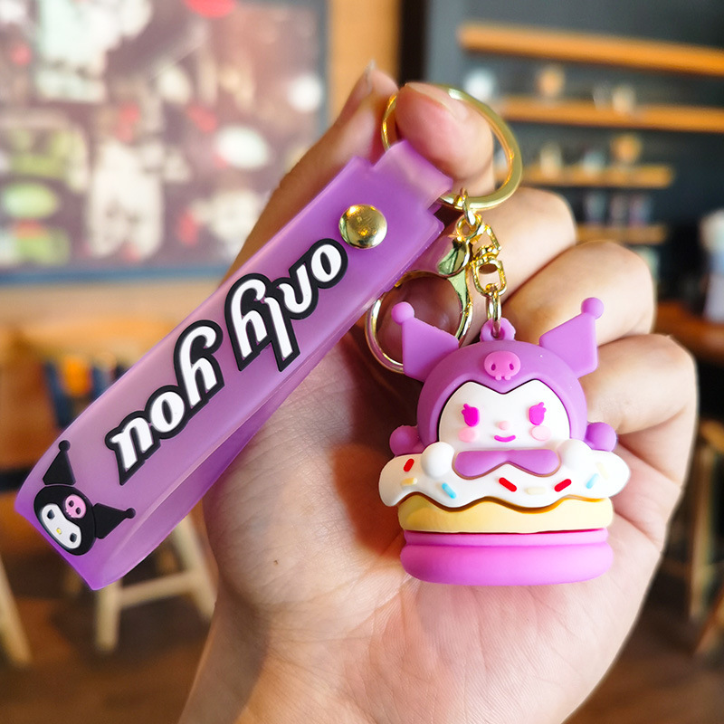 El llavero de Sanrio llavero, la muñeca colgante, la máquina de muñecas, tuiteó un pequeño regalo de menos de 10 yuanes.