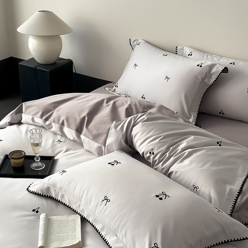 Completo letto francese in raso di cotone con copripiumino_voghion.com