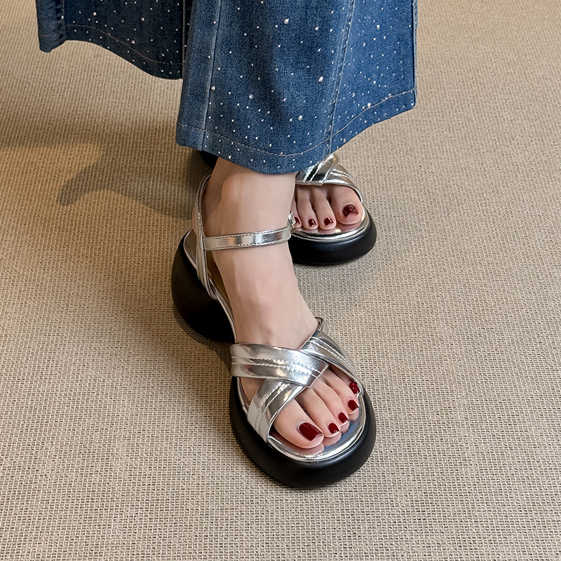 Summer casual sandals made of soft leather platform wedge heel open…