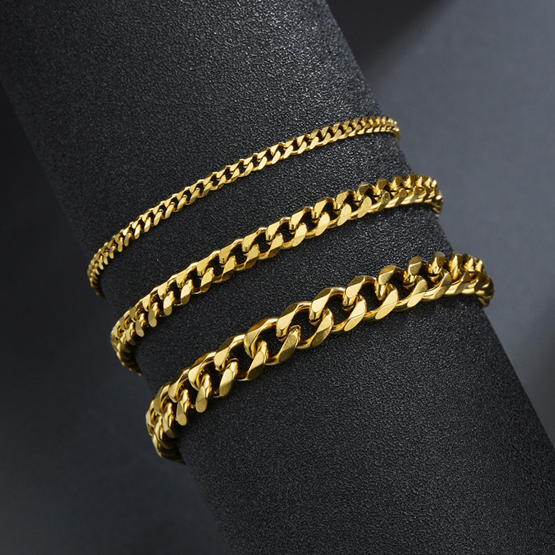 Fashion 667 Stainless Steel Stainless Steel 18K Gold Plated No Inlaid Bracelets In Bulk display picture 3