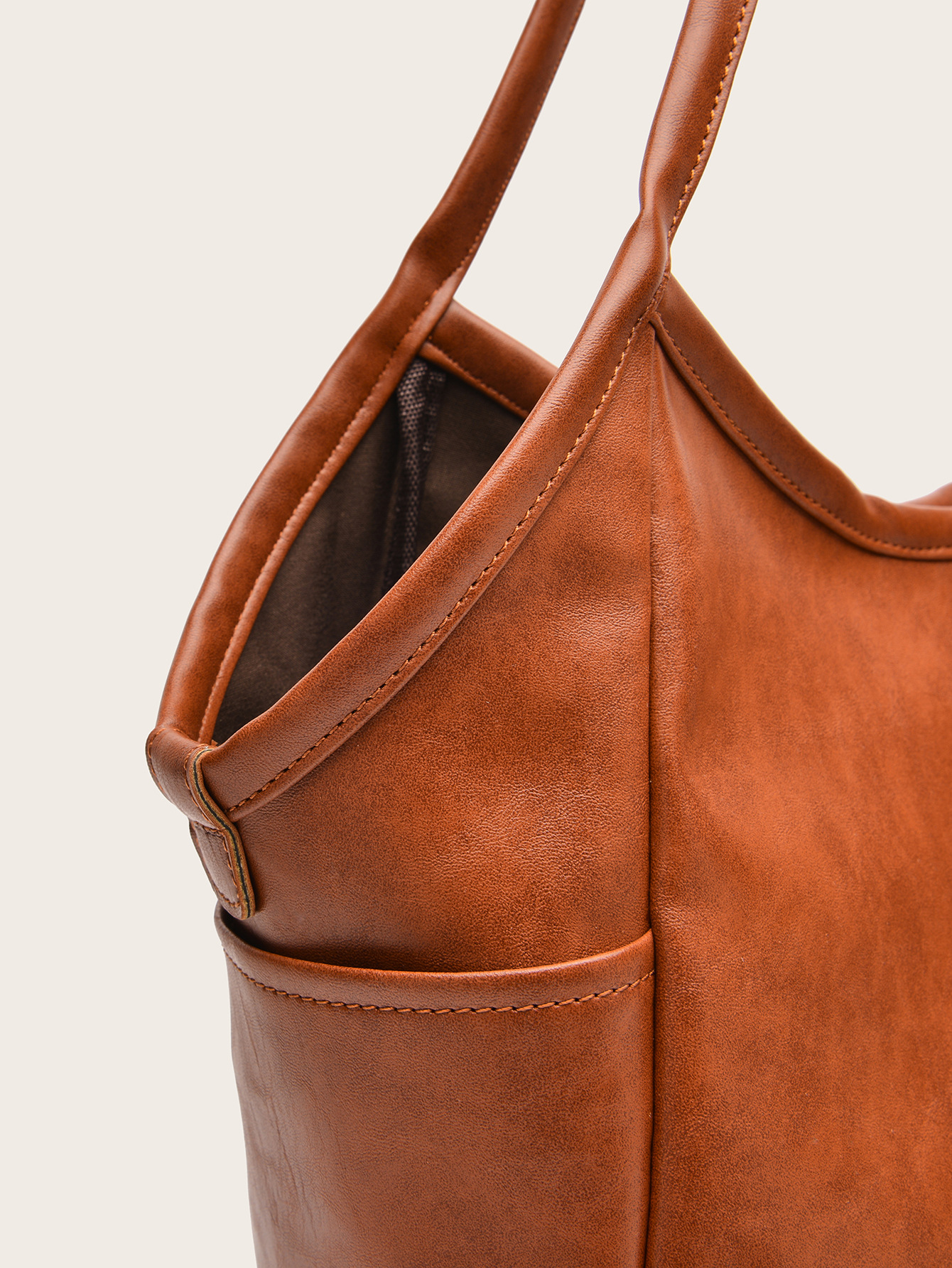 2023 Neue Ölwachspflanze Weiche Große Kapazität Eine Schulter Einfache Damentasche_voghion.com