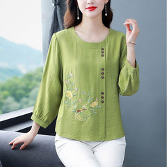 秋の服の新型のお母さんのtシャツの綿麻の上着の女性の復古の刺繍の韓国版の大きいサイズはゆったりしています40歳の50歳の婦人服の潮