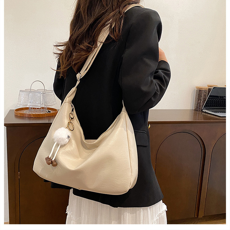 Simple and large-capacity bag for women, 2024 new style, fashionable and versatile casual single-shoulder bag, student commuting crossbody tote bag undefined