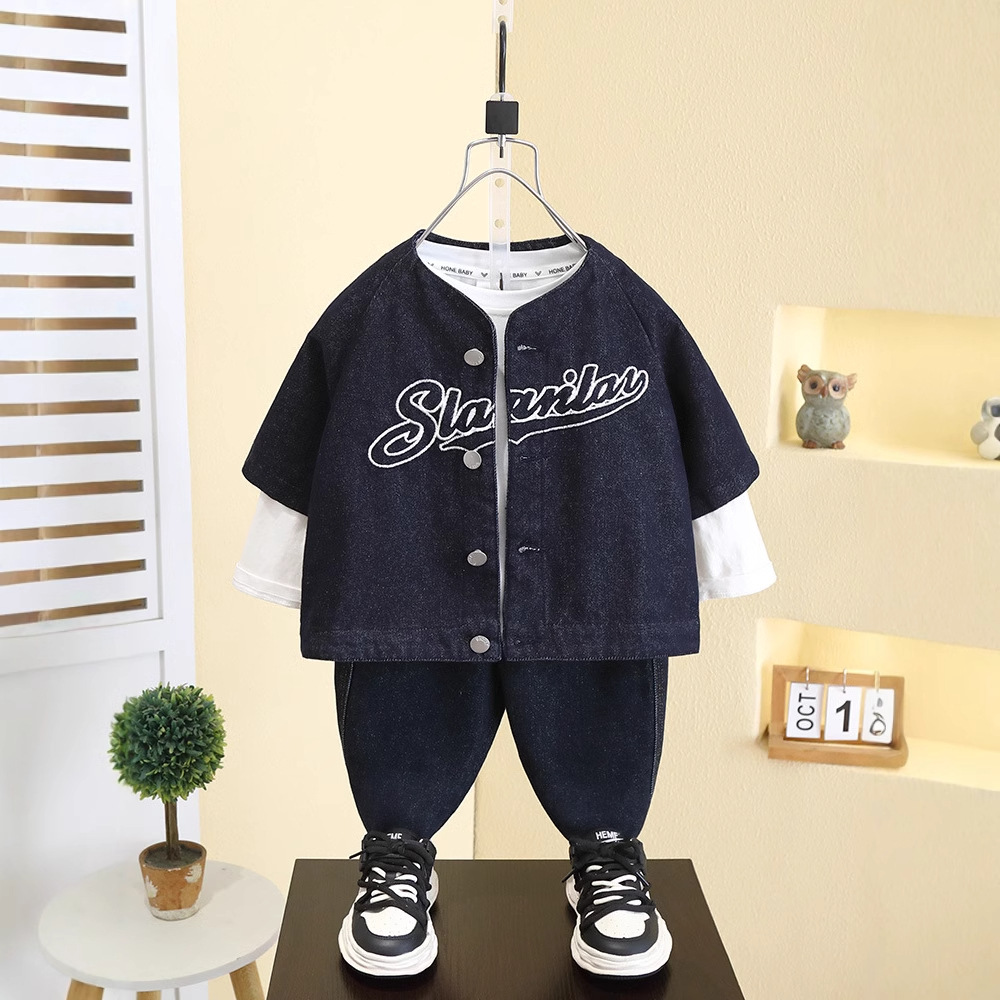 7529 Chaleco de media manga de mezclilla para niños 2025 primavera nuevo estilo rufián guapo estilo coreano primavera y otoño chaqueta para niños marea
