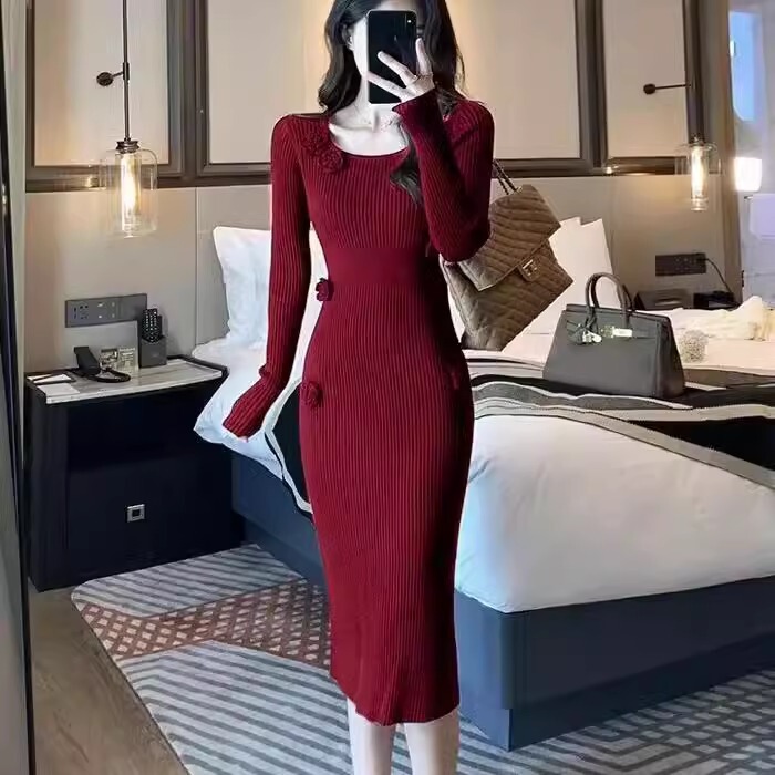 フレンチレトロ立体フラワーニットドレス女性のための2024秋冬気質セータースカートウエストカバーヒップロングスカート|undefined