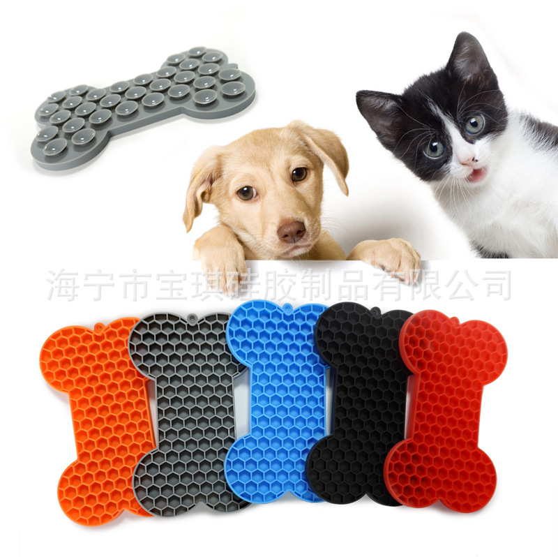 Pet silicone licking pad honeycomb suction cup to eat cats and dogs…