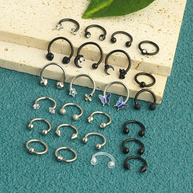 16G labret stud size and finish detail
